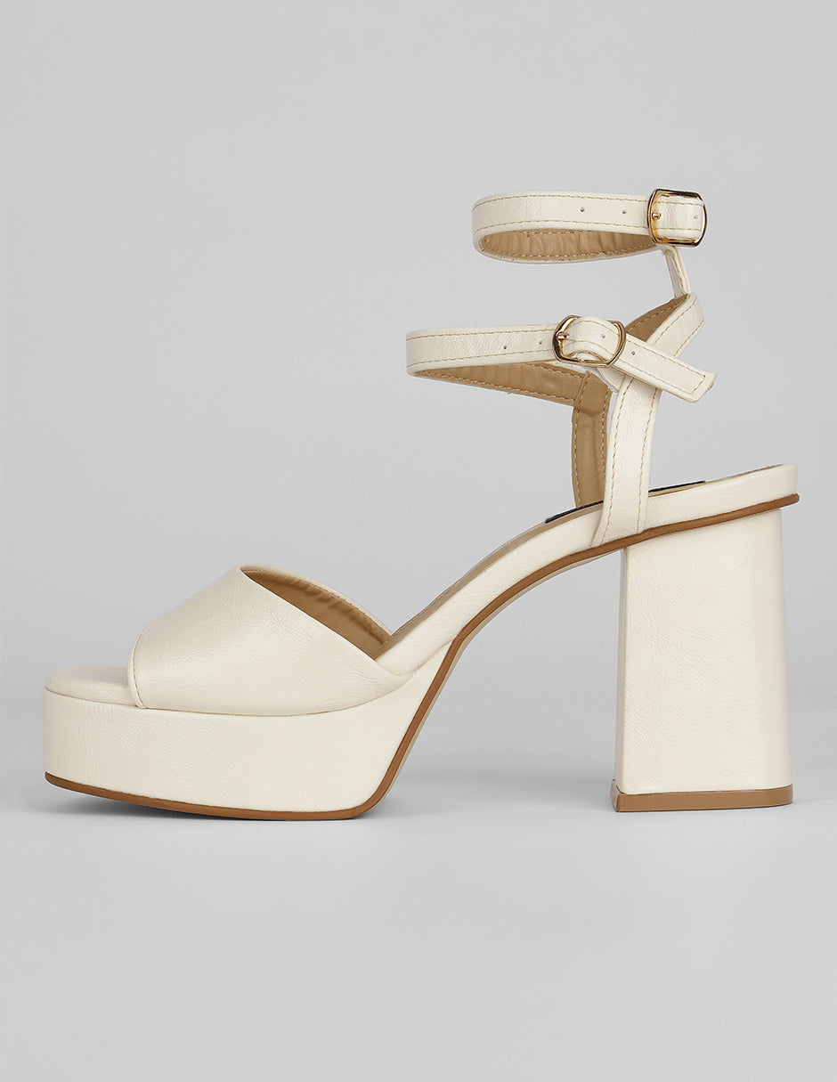 Sandalia con tacón Exterior Piel vegana Color Beige Para Mujer De RBCOLLECTION