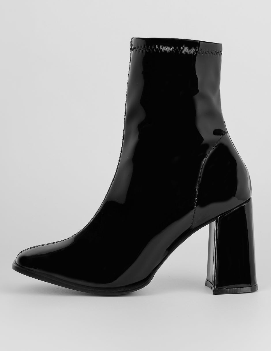 Botín con tacón Exterior Charol Color Negro Para Mujer De RBCOLLECTION