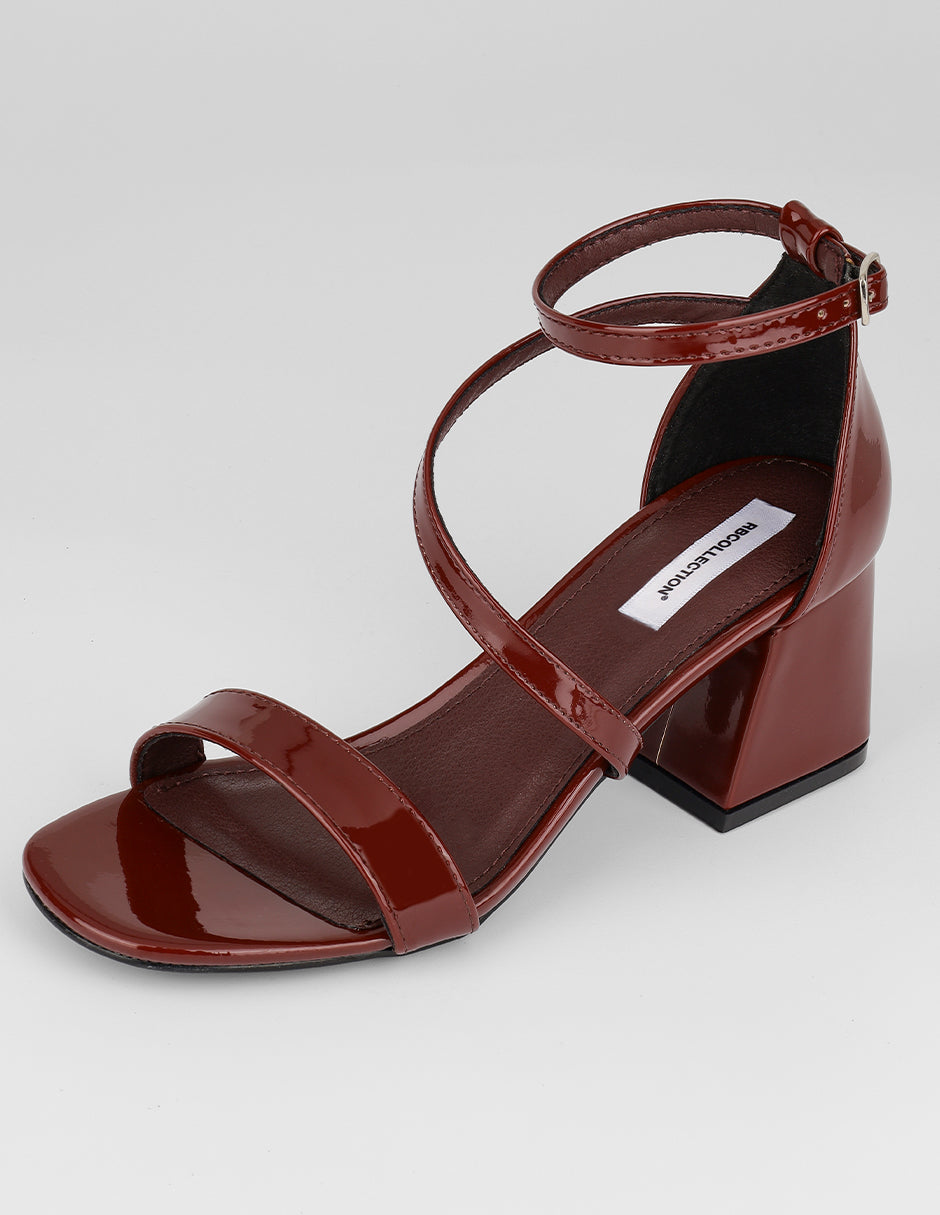 Sandalia con tacón SYLEN en Charol – Rojo