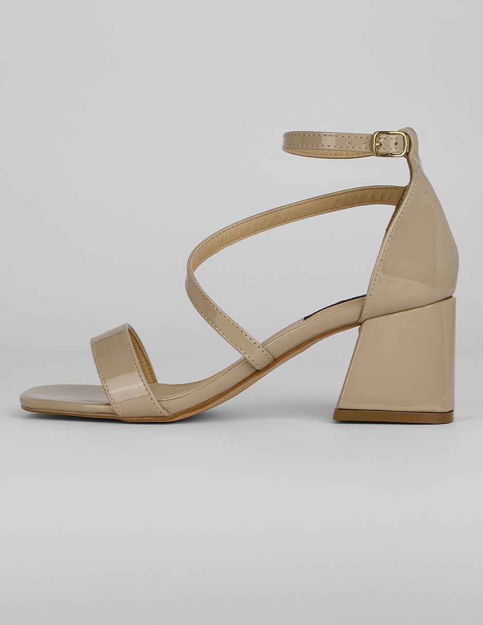 Sandalia con tacón Exterior Charol Color Beige Para Mujer De RBCOLLECTION