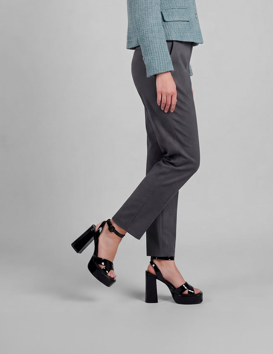 Sandalia con tacón Sylen en Charol – Negro