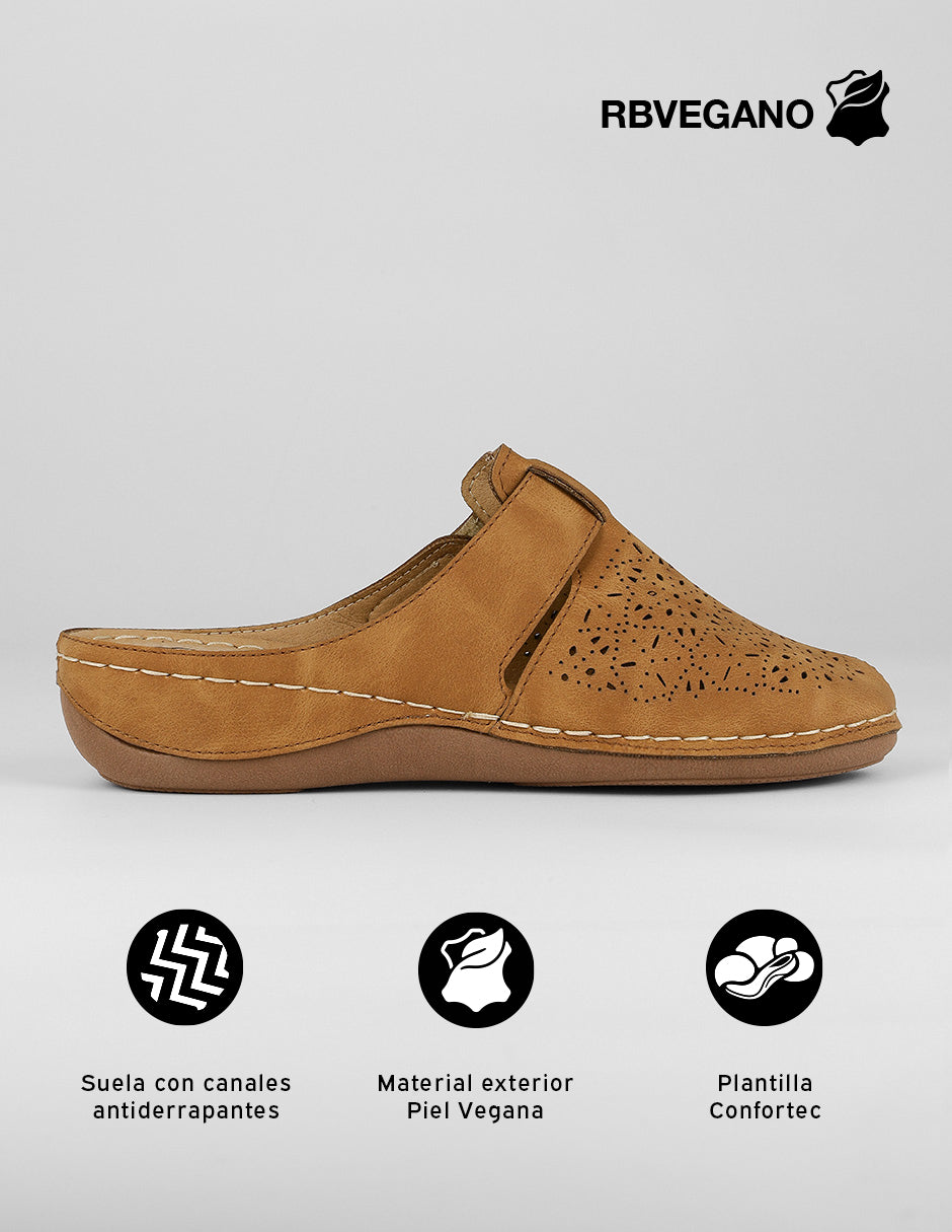 Sandalias de piso Naia en Piel vegana – Café