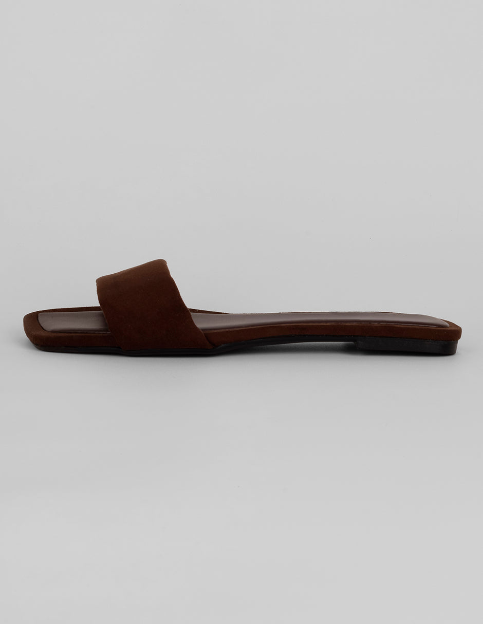 Sandalias de piso Exterior Gamuza Color Café Para Mujer De RBBASICS