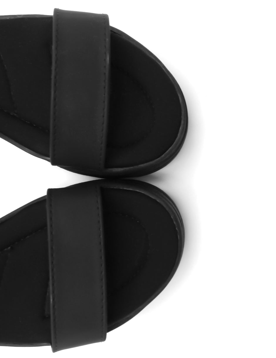 Sandalias con plataforma en Piel Vegana – Negro