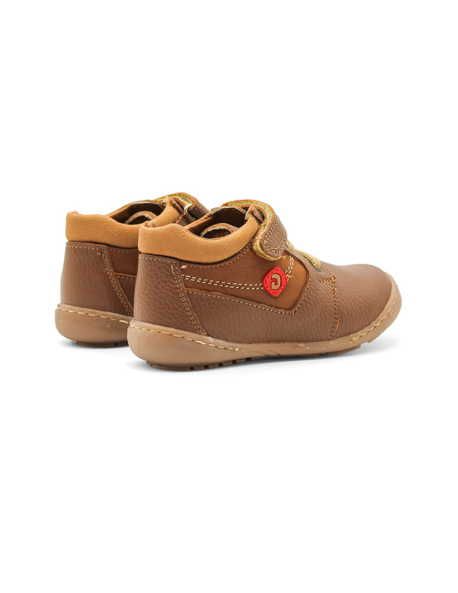 Botas Color Camel Para Niño De DOGI