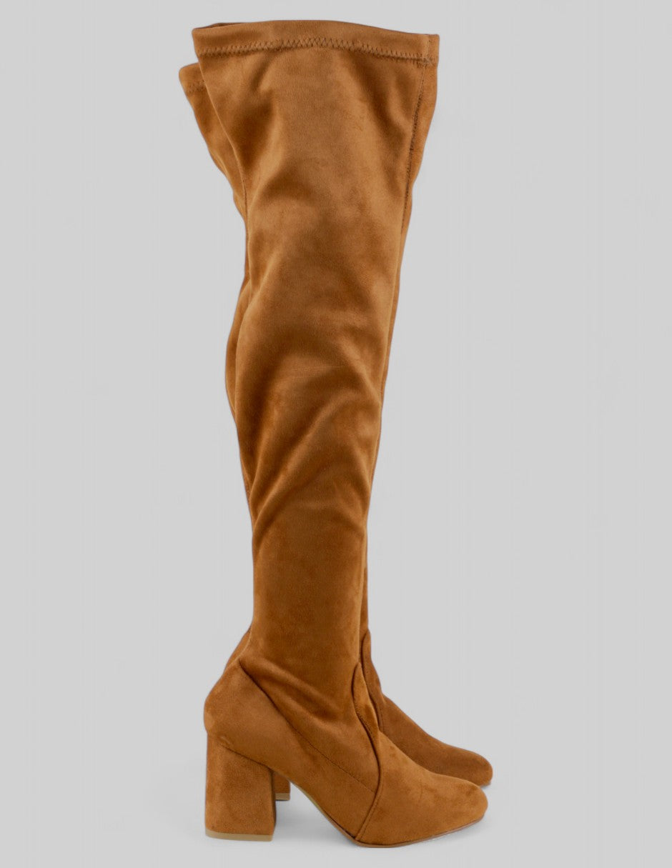Botas altas en Gamuza – Café