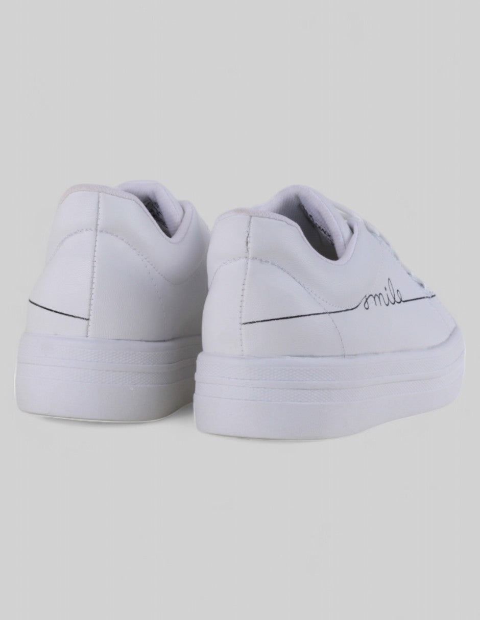 Tenis con cordones en Piel vegana – Blanco