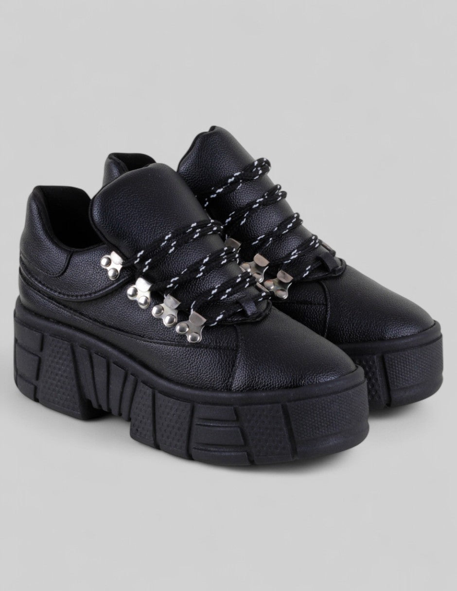 Tenis con cordones Exterior Sintetico Color Negro Para Mujer De QUEEN BE