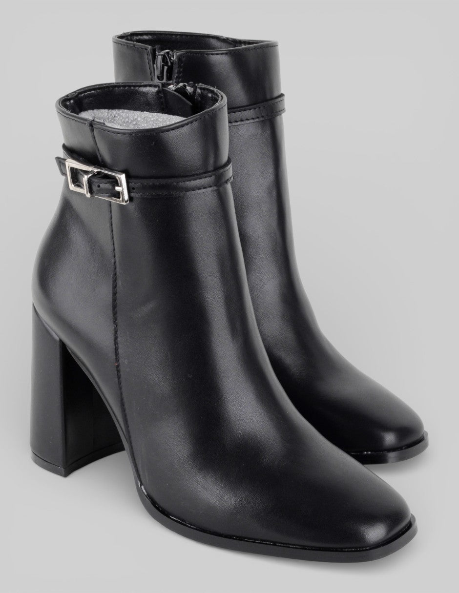 Botín con tacón Exterior Sintético Color Negro Para Mujer De gillio