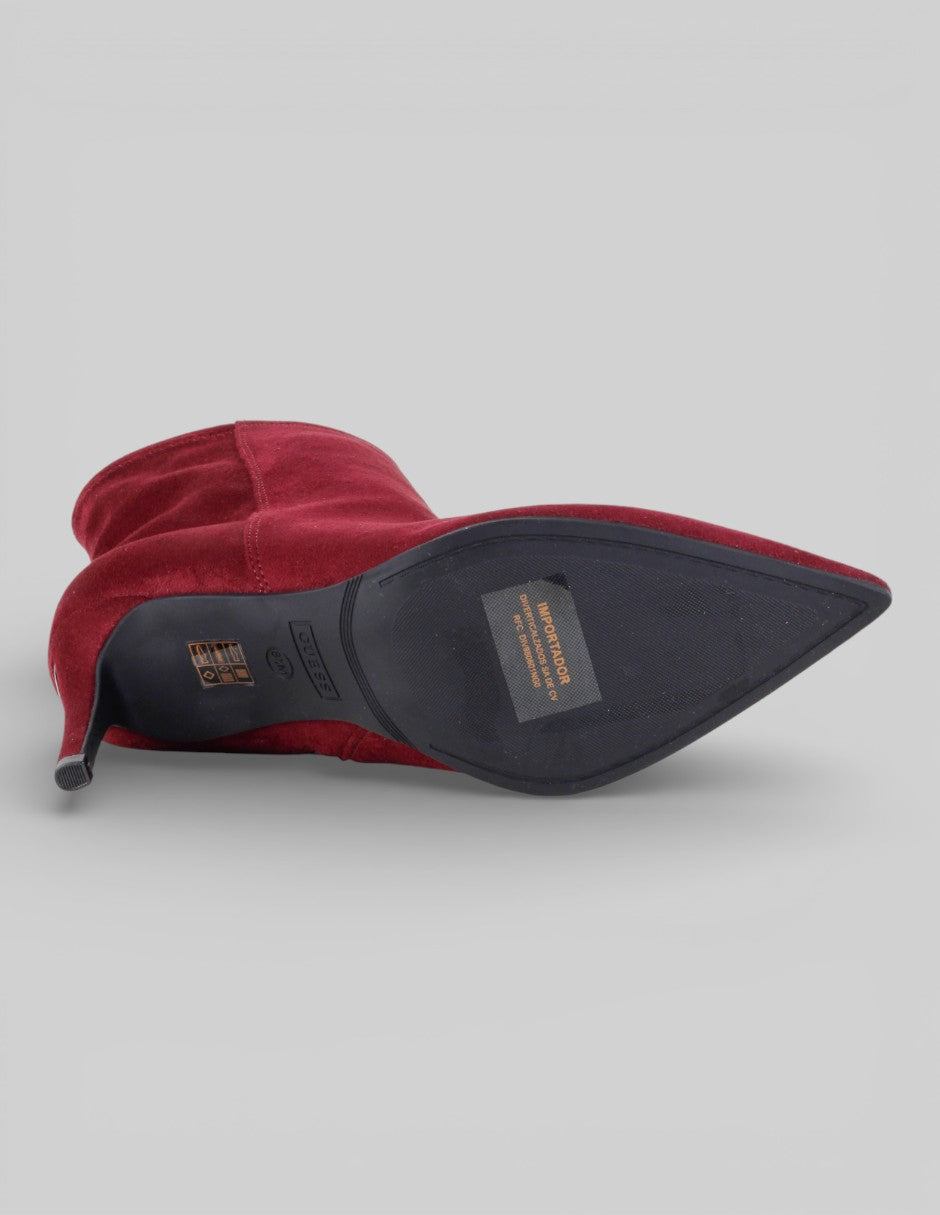 Botín con tacón  en Gamuza – Rojo talla 25.5