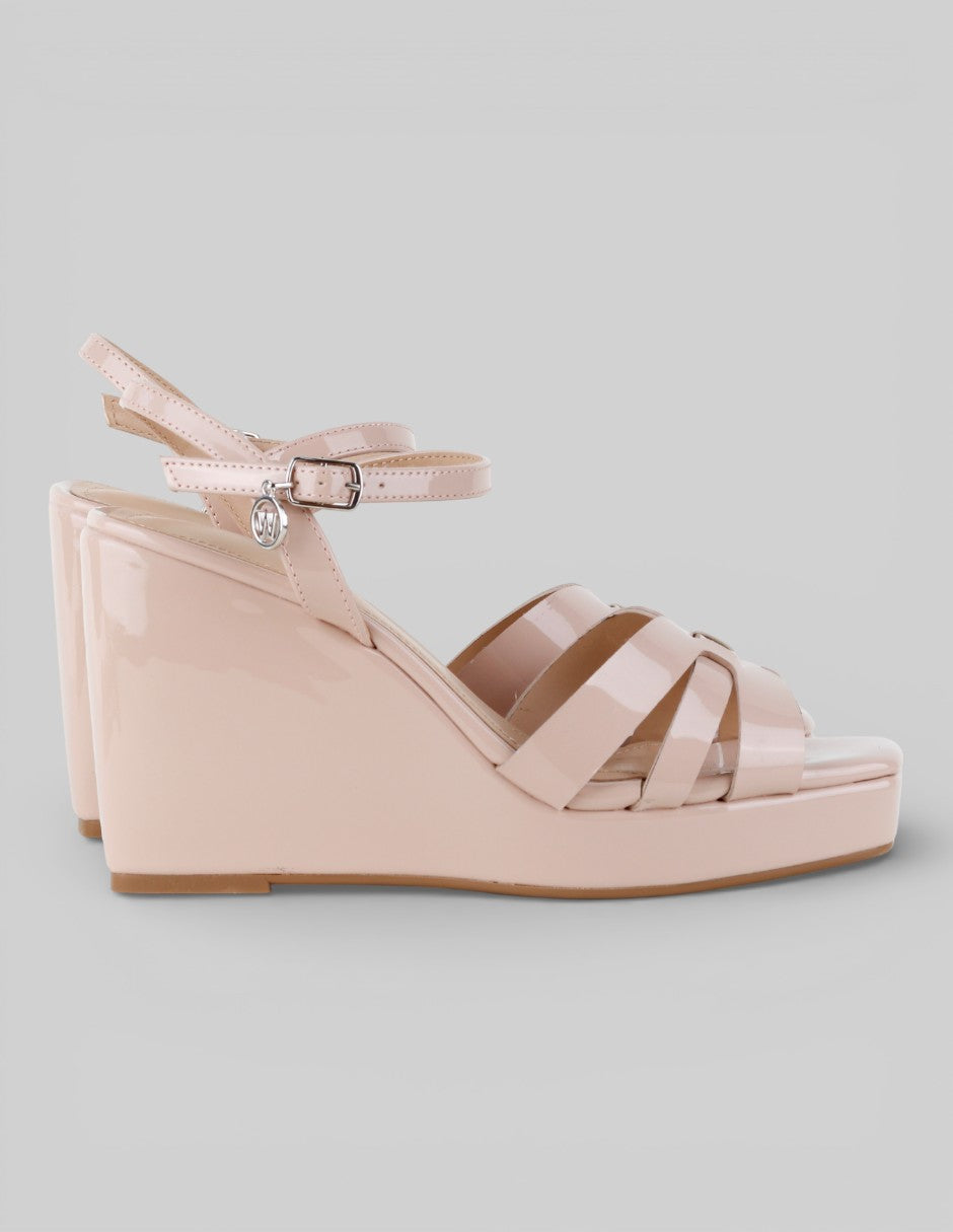 Sandalias con plataforma  en Charol – Beige talla 24