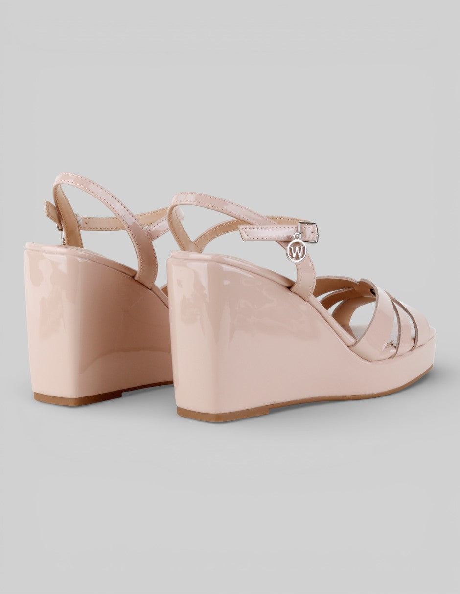 Sandalias con plataforma  en Charol – Beige talla 24