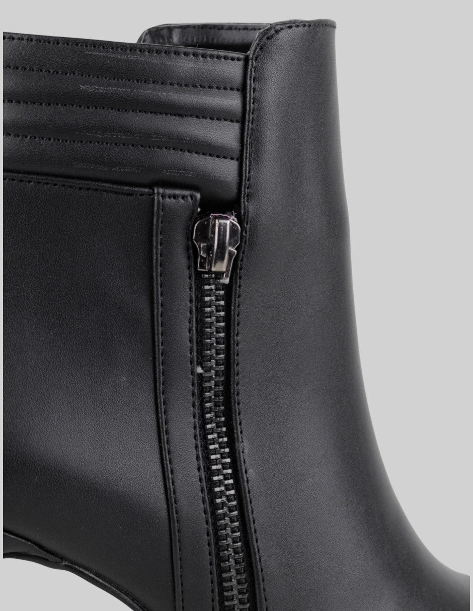 Botín con tacón  en Sintético – Negro talla 22