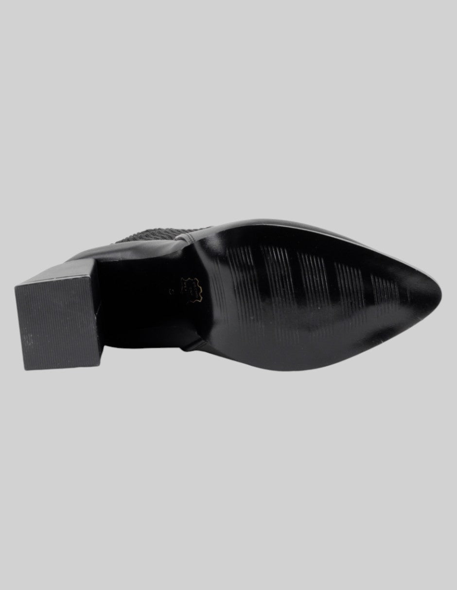 Botín con tacón  en Piel vegana – Negro talla 23