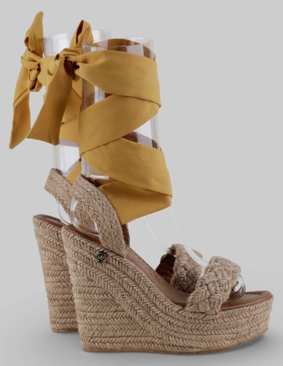 Sandalias con plataforma  en Textil – Beige talla 23