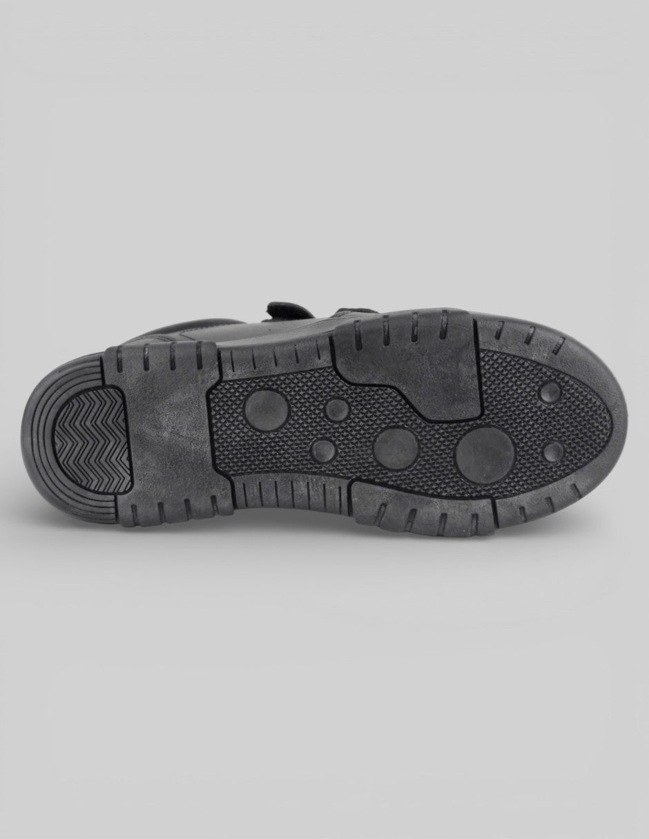 Tenis escolares    en Sintético – Negro talla 23