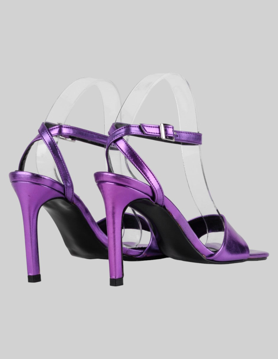 Sandalia con tacón  en Sintético – Morado talla 24