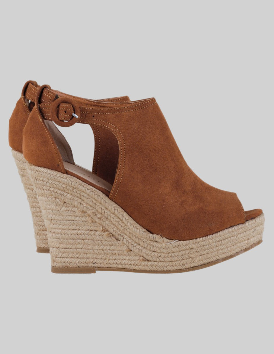 Sandalias con plataforma  en Gamuza – Café talla 25