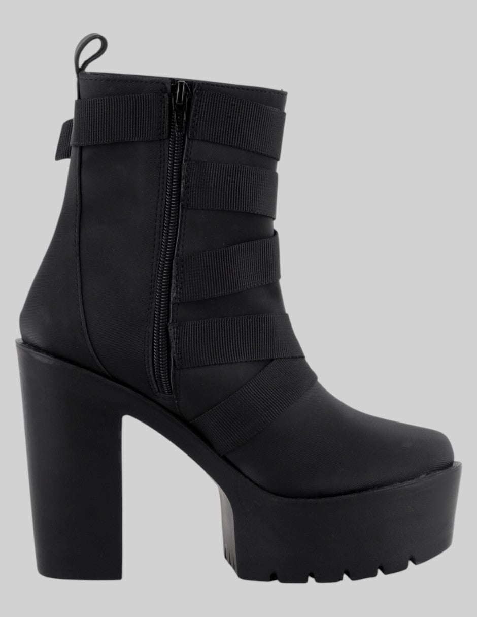 Botín con tacón  en Sintético – Negro talla 26
