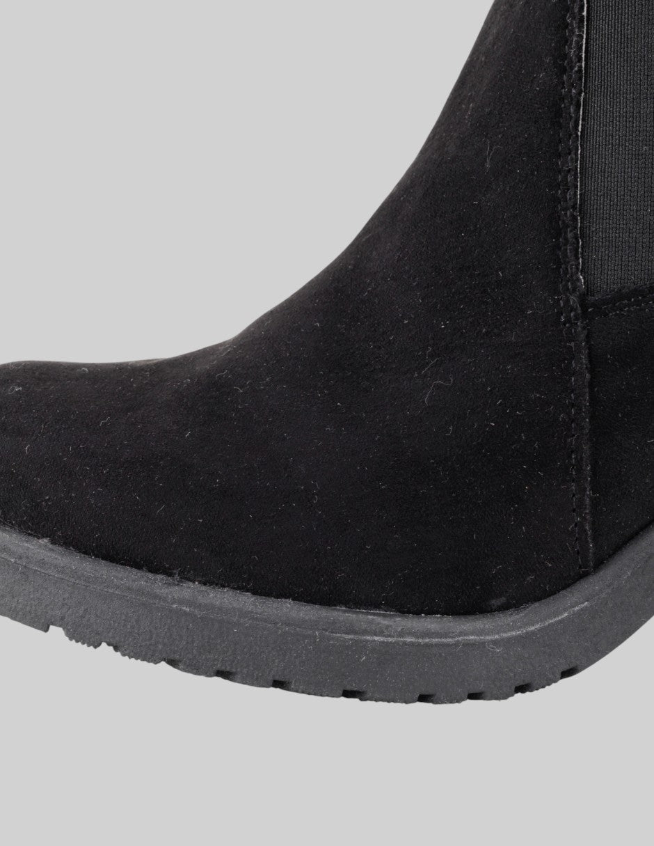 Botín con tacón  en Gamuza – Negro talla 25