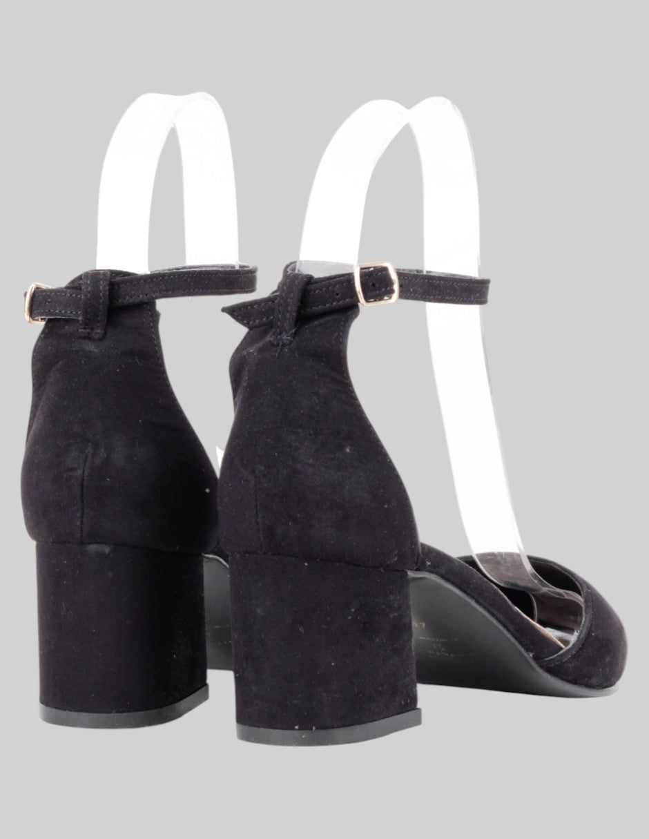 Zapatillas  en Gamuza – Negro talla 26