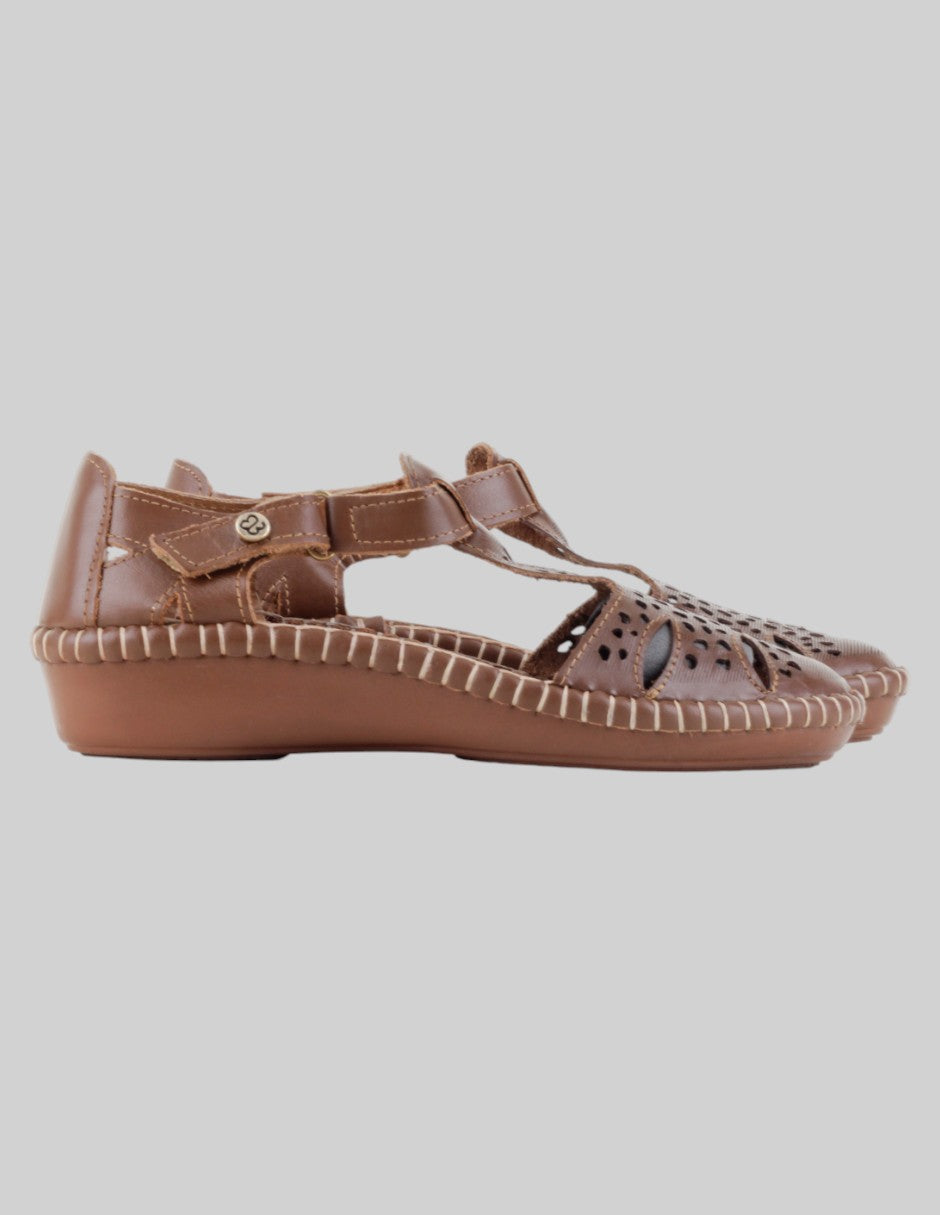 Sandalias de piso  en Piel – Café talla 24
