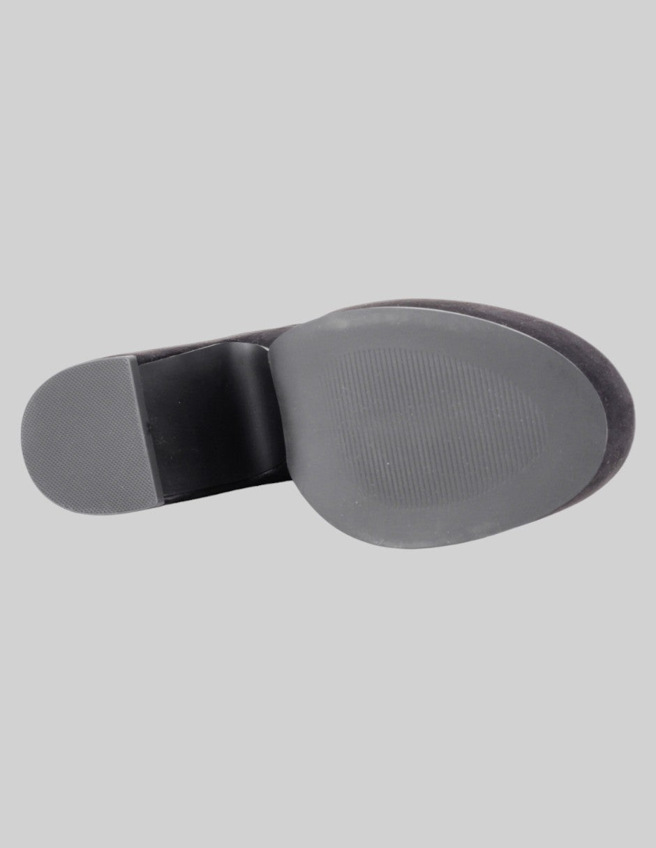 Zapatillas  en Gamuza – Negro talla 24