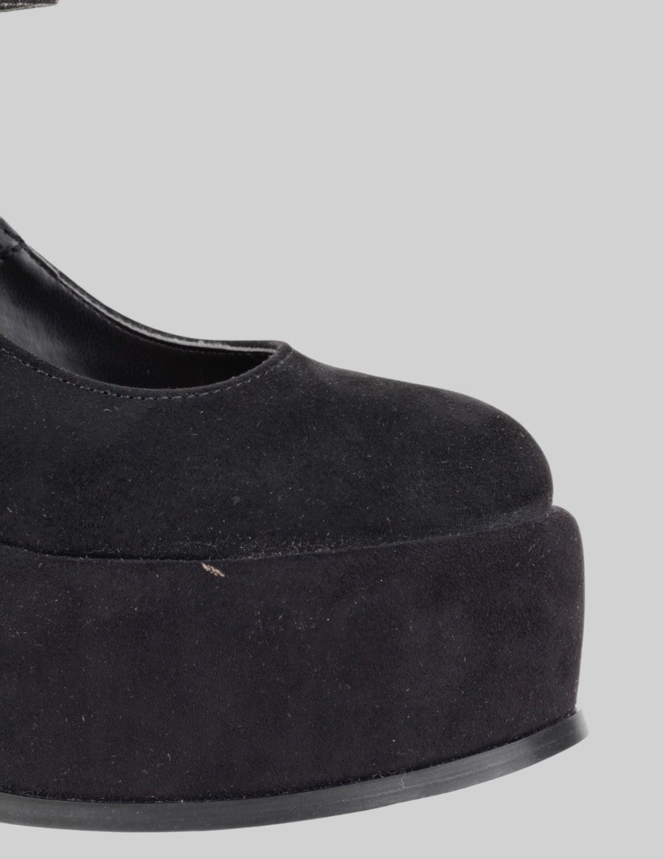Zapatillas  en Gamuza – Negro talla 24