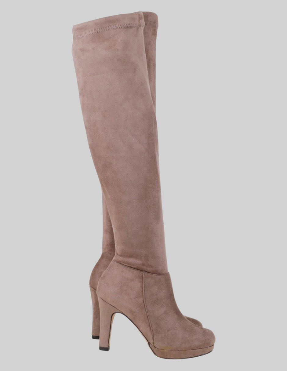 Botas altas  en Gamuza – Café talla 23