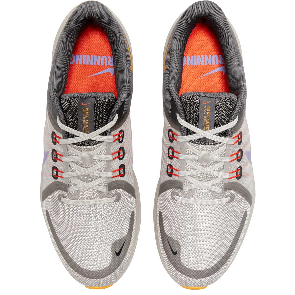 Tenis deportivos  Quest 4 Para Hombre Color Beige  De Nike