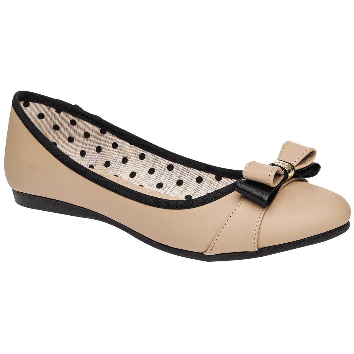 Flats puntales Exterior Piel sintetica Color Beige de Clasben