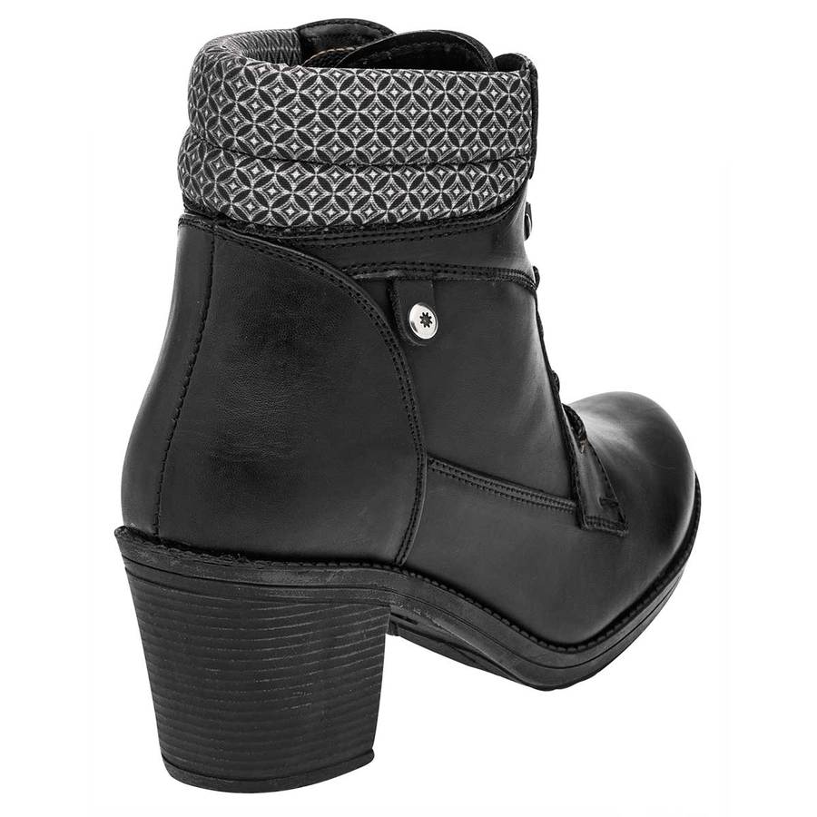 Bota casual Exterior Piel Sintética Color Negro de Moramora