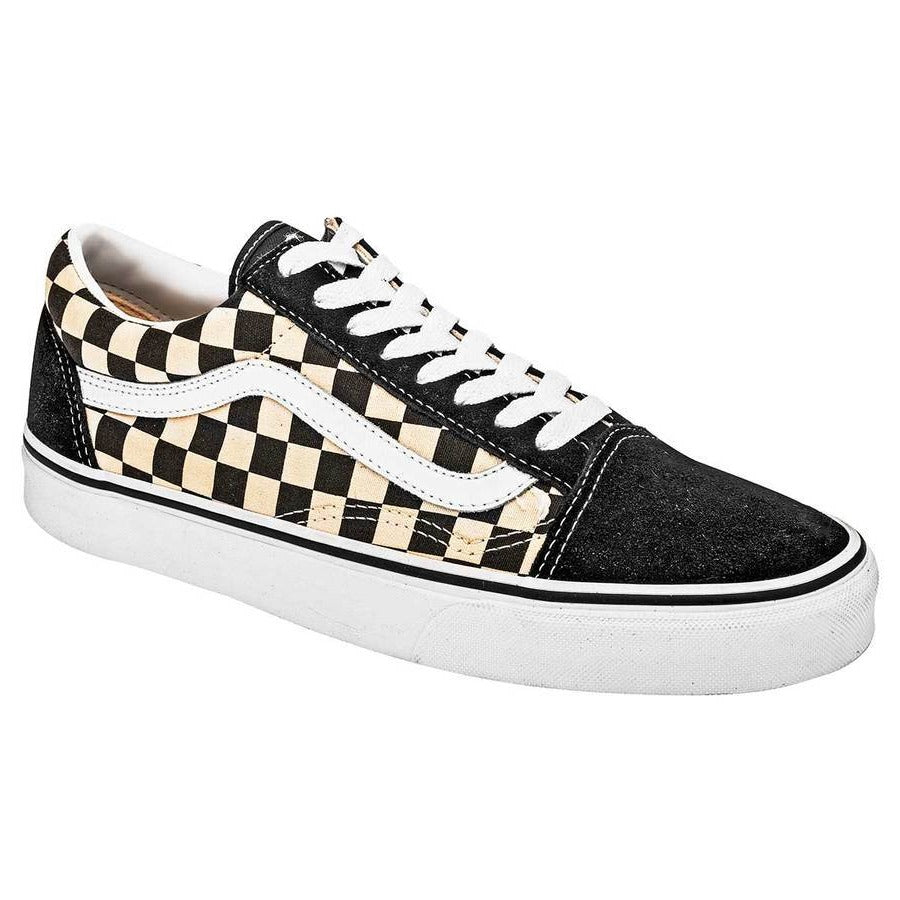 Tenis UA Old Skool VN Color Negro de Vans